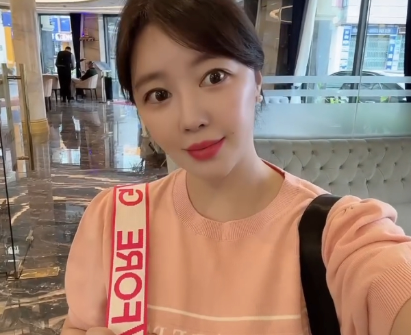이미지출처 = 쇼호스트 윤소라SNS
